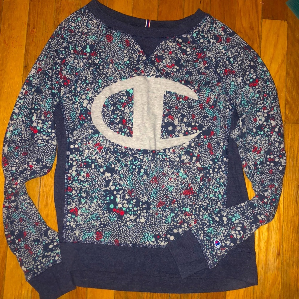 Brand new champion crewneck!!